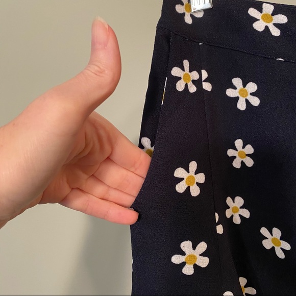 Alice’s Pig Maddie's Marguerite 2 Piece Skirt Set Floral Size 12 - Picture 6 of 15